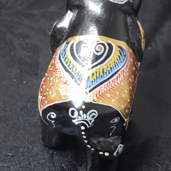 Elephant Black Lacquered Trunk Up. Collectable; Small;  Hand Painted Designs - Picture 6 of 12